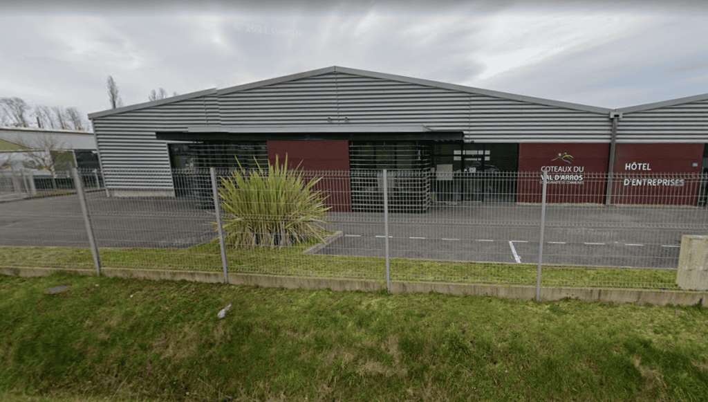 À Louer – Local d’Activités de 213 m² en Hôtel d’Entreprises à Pouyastruc – Hautes-Pyrénées (65)