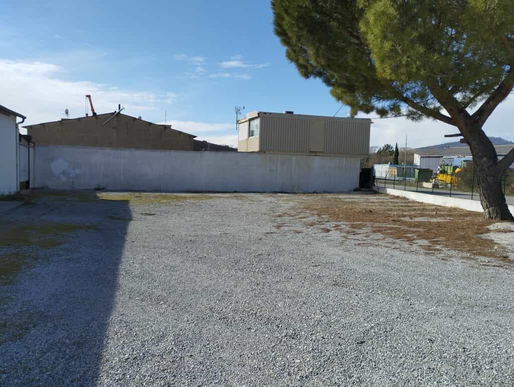 À louer – Local d’activités de 240 m² à Les Mées – Alpes-de-Haute-Provence (04)