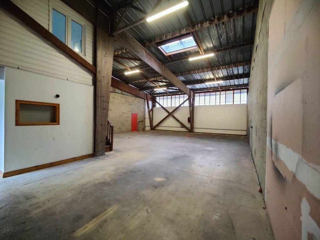 À louer – Local d’Activités de 250 m² à proximité de Rouen – Seine-Maritime (76)