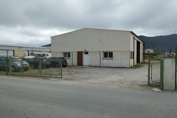À louer – Local d’activités de 259 m² à Oraison – Alpes-de-Haute-Provence (04)
