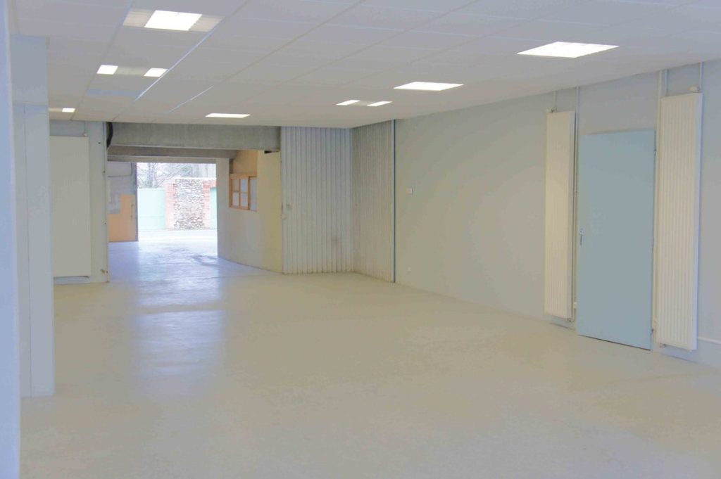À louer – Local d’activités de 300 m² à Pamiers – Ariège (09)