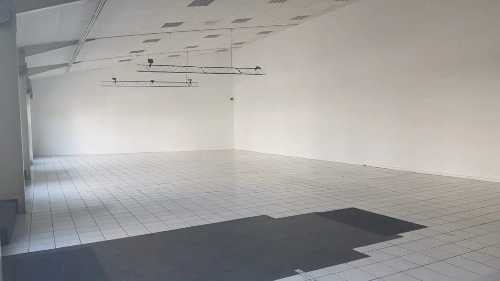 À louer – Local d’activités de 510 m² dans le quartier de l’automobile au Havre – Seine-Maritime (76)