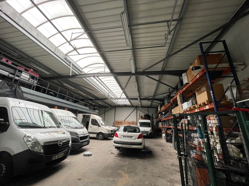 À louer – Local d&rsquo;activités de 700 m² dans la Zone d’activités Marcel Doret à Calais (62)
