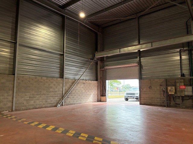 À louer – Local d’activités de 1 000 m² dans la zone d’activités de Marcel Doret à Calais – Pas-de-Calais (62)