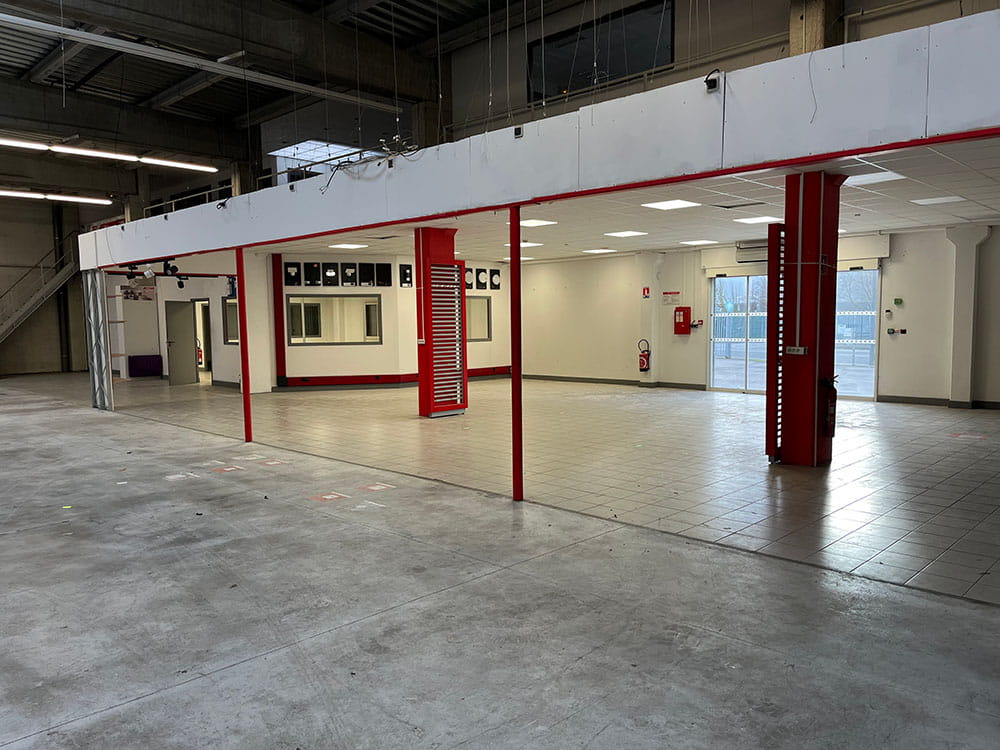 À louer – Local d’activités de 1 690 m² dans la ZAC du Chemin Vert à Calais – Pas-de-Calais (62)