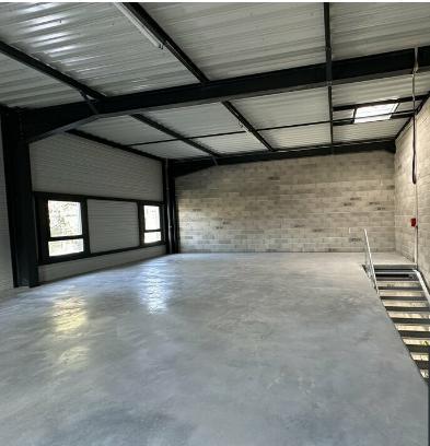 À louer – Local d’activités de 277 m² au sein de zone d’activités Chalençon à Vedène – Vaucluse (84)