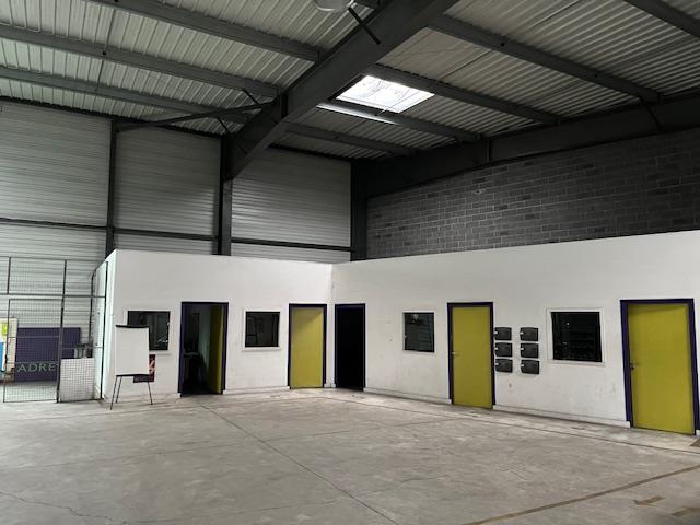 À louer – Local d’activités de 560 m² dans la Zone d’activités de Coquelles – Pas-de-Calais (62)