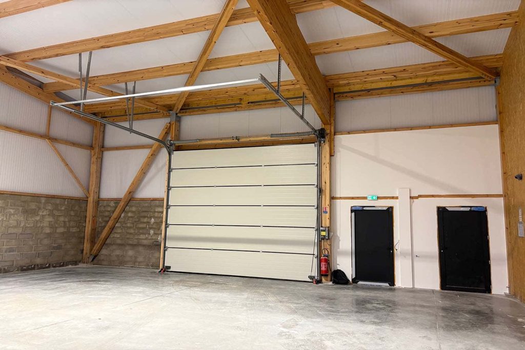À louer – Local d’activités de 570 m² dans la zone d’activités Terrasses de Coquelles à Calais – Pas-de-Calais (62)