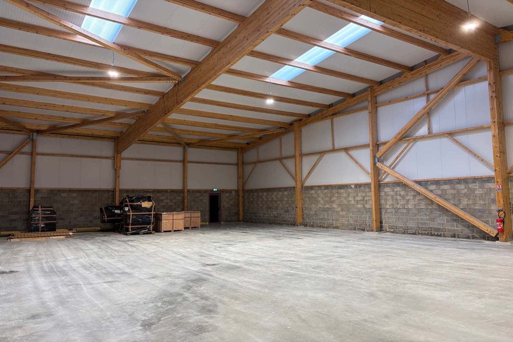 À louer – Local d’activités de 570 m² dans la zone d’activités Terrasses de Coquelles à Calais – Pas-de-Calais (62)