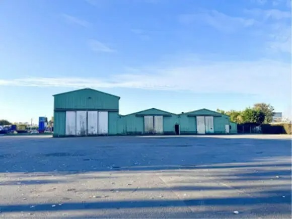 À louer – Local industriel de 1 200 m² à Sandouville – Seine-Maritime (76)