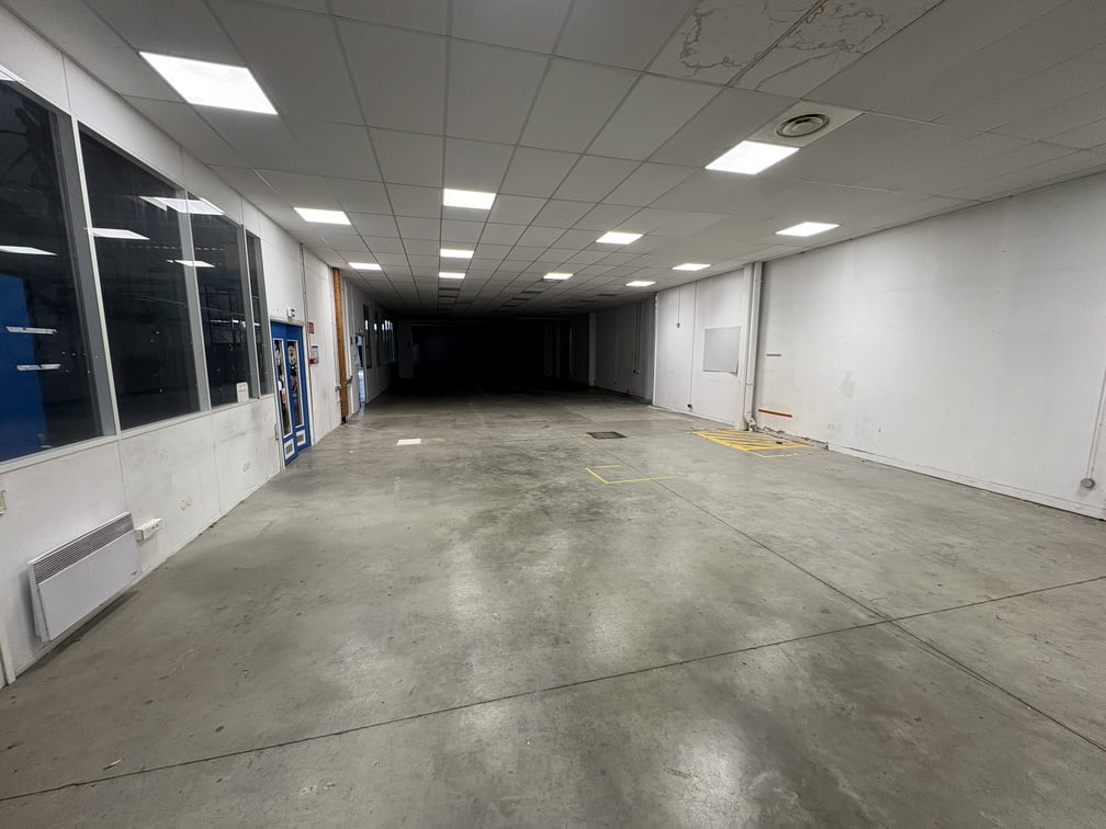 À louer – Local industriel de 1 326 m² à Colombes – Hauts-de-Seine (92)