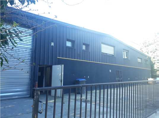 À louer – Local Industriel de 1 364 m² à Neuilly-sur-Marne
