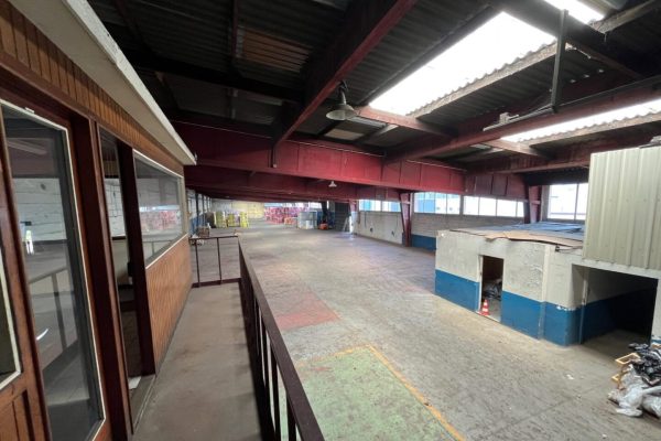 À louer – Local industriel de 1 520 m² à Sandouville – Seine-Maritime (76)