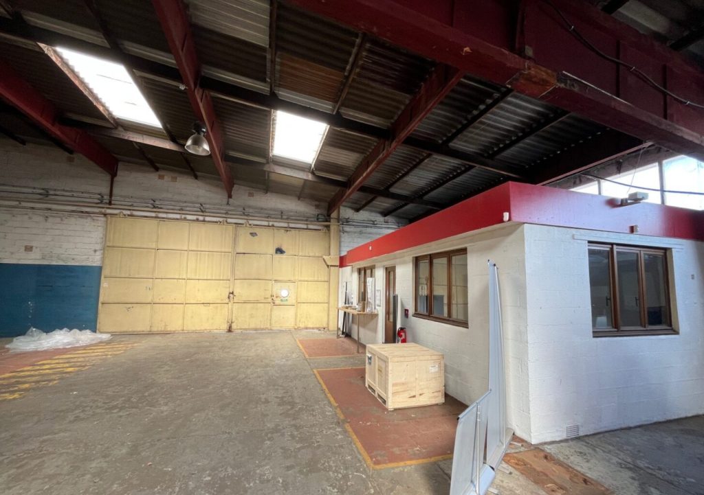 À louer – Local industriel de 1 520 m² à Sandouville – Seine-Maritime (76)