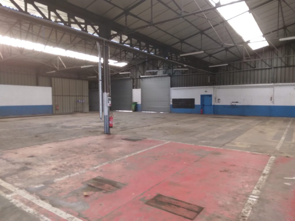 À louer – Local Industriel de 2 536 m² à Manosque – Alpes-de-Haute-Provence (04)