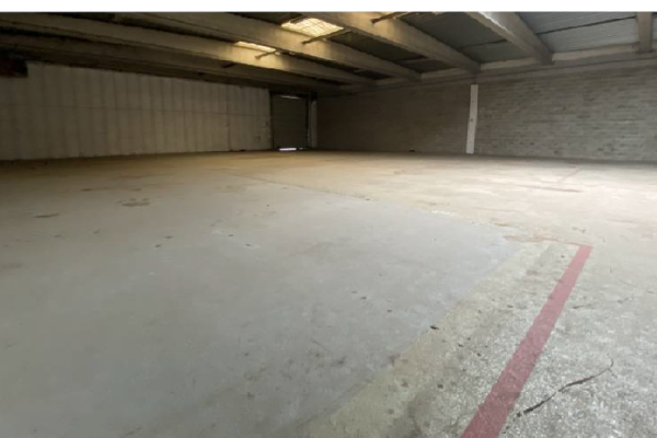 À louer – locaux d&rsquo;activité de 1 040 m² à Herblay-sur-Seine