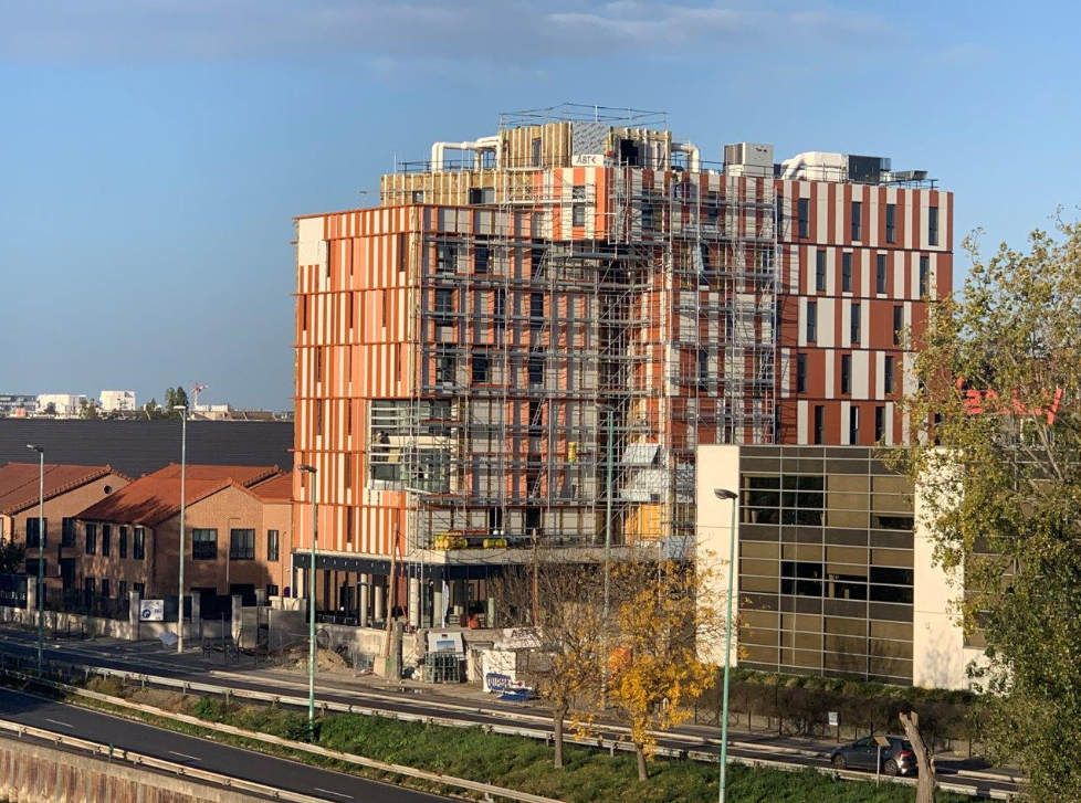 À louer – locaux d&rsquo;activité de 3 700 m² divisibles à Argenteuil
