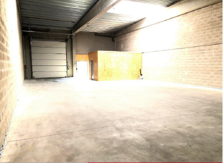 À louer – locaux d&rsquo;activité de 300 m² à Setques