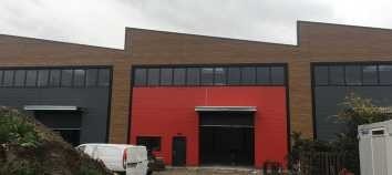À louer – locaux d&rsquo;activité divisibles de 442 m² à 1 700 m² à Livry-Gargan