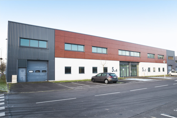 À louer – locaux d&rsquo;activité divisibles de 622 m² à 1 463 m² à Taverny