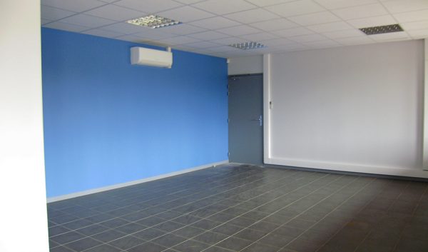 À louer – Locaux d’activités de 200 m² dans un hôtel d’entreprises à Payrignac – Lot (46)