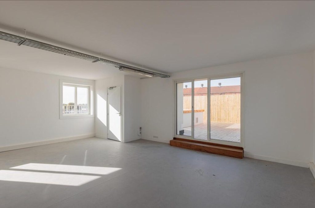 À louer – Locaux d’activités de 30 à 250 m² dédiés à l’artisanat et aux métiers d’art à  Ivry-sur-Seine – Val-de-Marne (94)