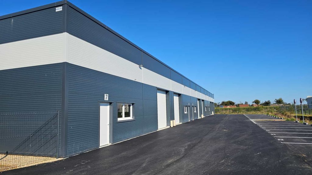 À louer – Locaux d’activités de 99 et 144 m² à Fécamp – Seine-Maritime (76)