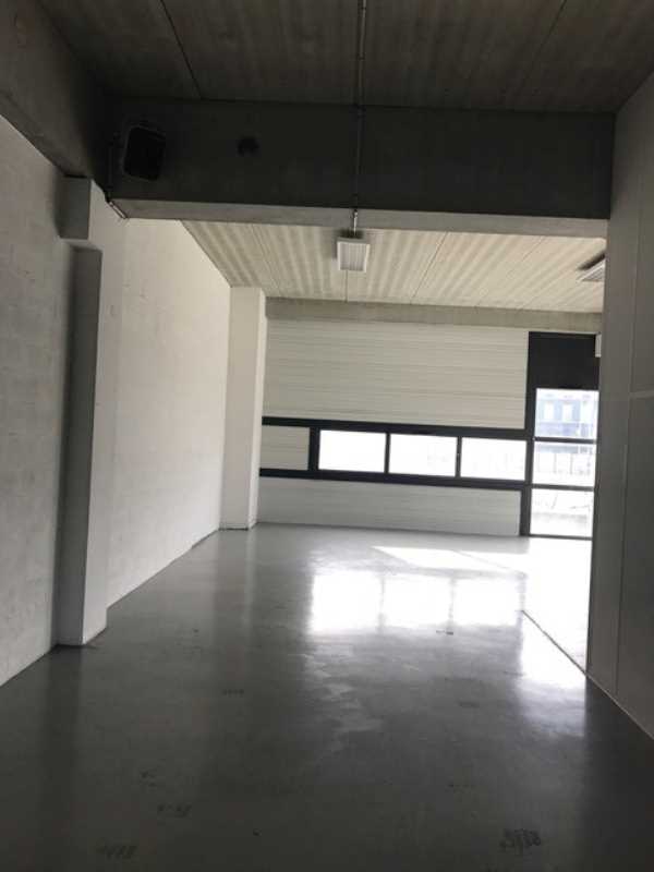 À louer – locaux d&rsquo;activités divisibles de 351 m² à 702 m² à Saint-Denis