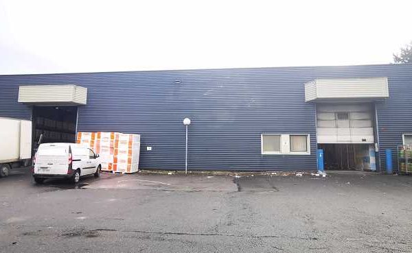 À louer – locaux d&rsquo;activités divisibles de 929 m² à 2 000 m² à Chelles, proche de Paris (77)