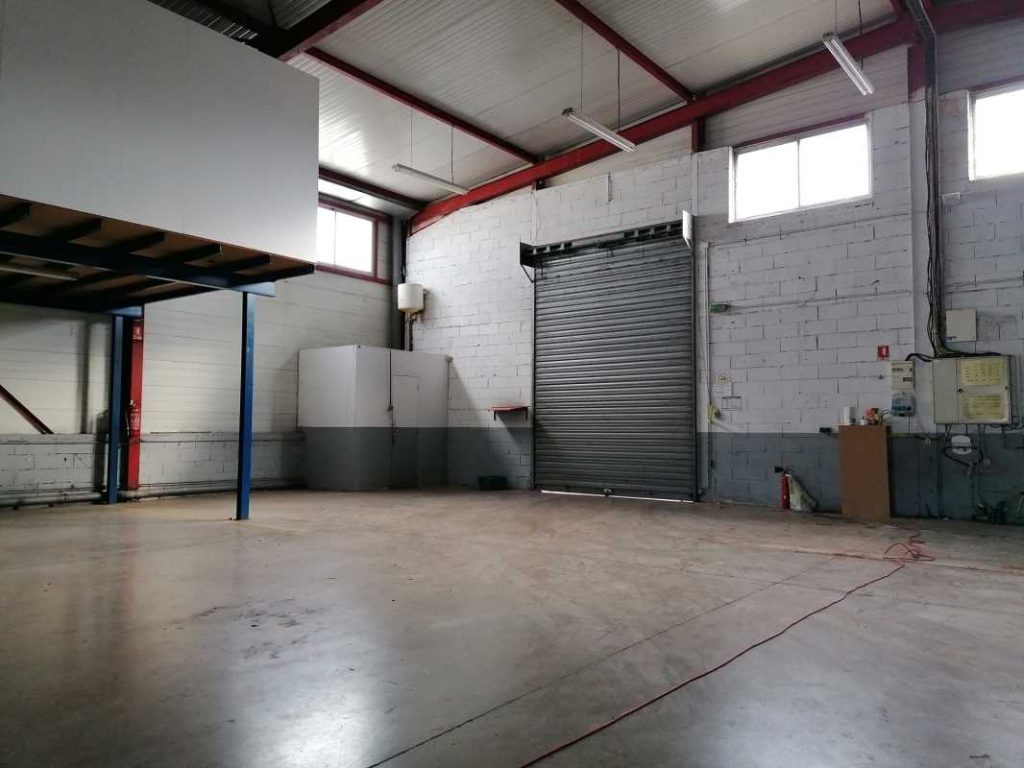 À louer – locaux d&rsquo;activités non divisibles de 305 m² à Mauguio à proximité de Montpellier (34)