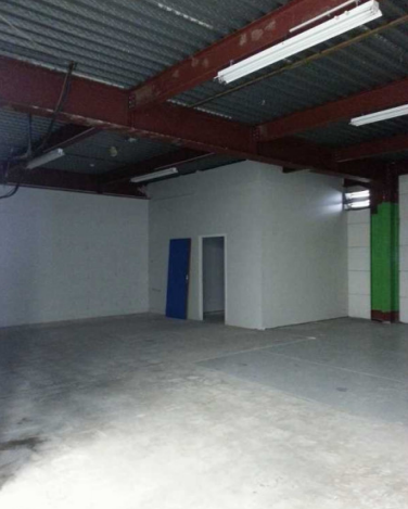 À louer – locaux d&rsquo;activités non divisibles de 440 m² à Neuilly-Plaisance (93)