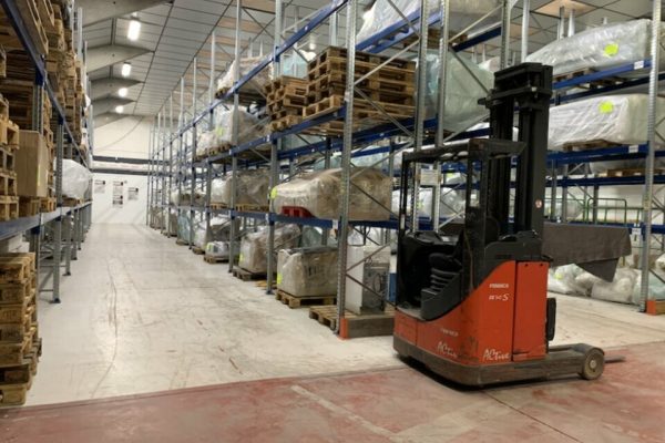 À louer – locaux d&rsquo;activités non divisibles de 820 m² à Seclin à proximité de Lille (59)