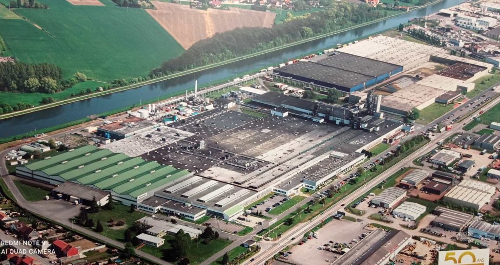 À louer – Locaux industriels de 4 000 à 27 700 m² à Béthune – Pas-de-Calais (62)