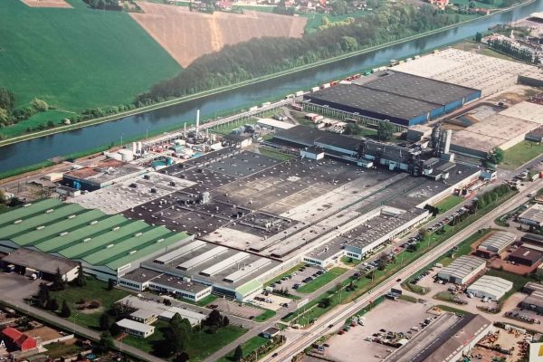 À louer – Locaux industriels de 4 000 à 27 700 m² à Béthune – Pas-de-Calais (62)