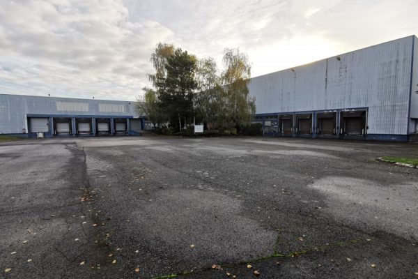 À louer – locaux industriels non divisibles de 7 750 m² à Lesquin à proximité de Lille (59)