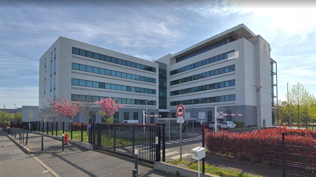À louer ou à vendre – Bureaux de 607 m² avec parking à proximité de La Défense à Bezons – Val-d&rsquo;Oise (95)