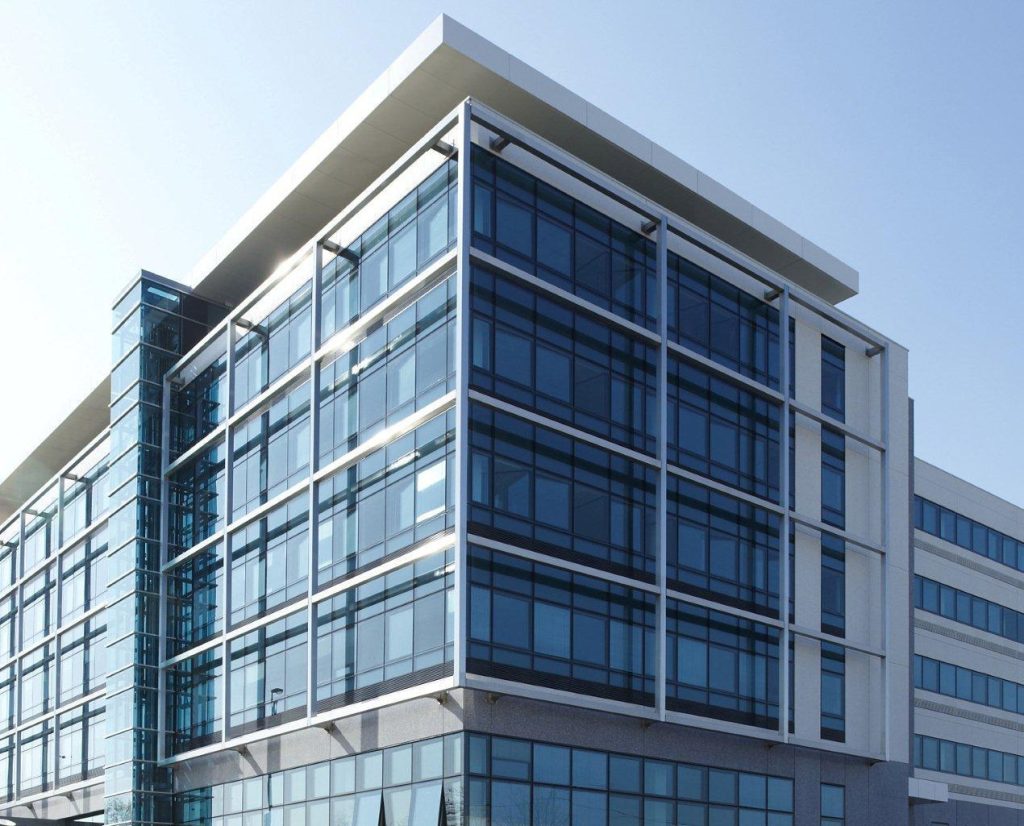 À louer ou à vendre – Bureaux de 607 m² avec parking à proximité de La Défense à Bezons – Val-d&rsquo;Oise (95)