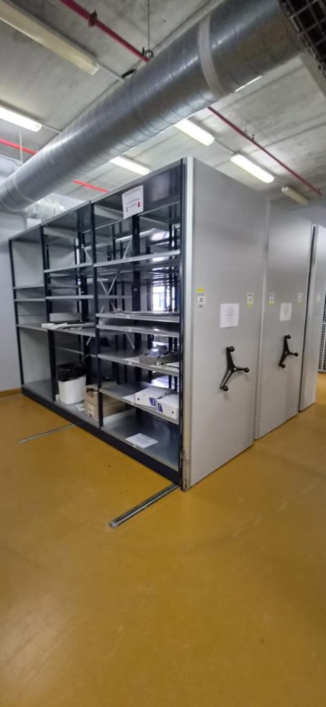 À louer ou à vendre – Laboratoires de 6 000 m² à Val-de-Reuil – Eure (27)