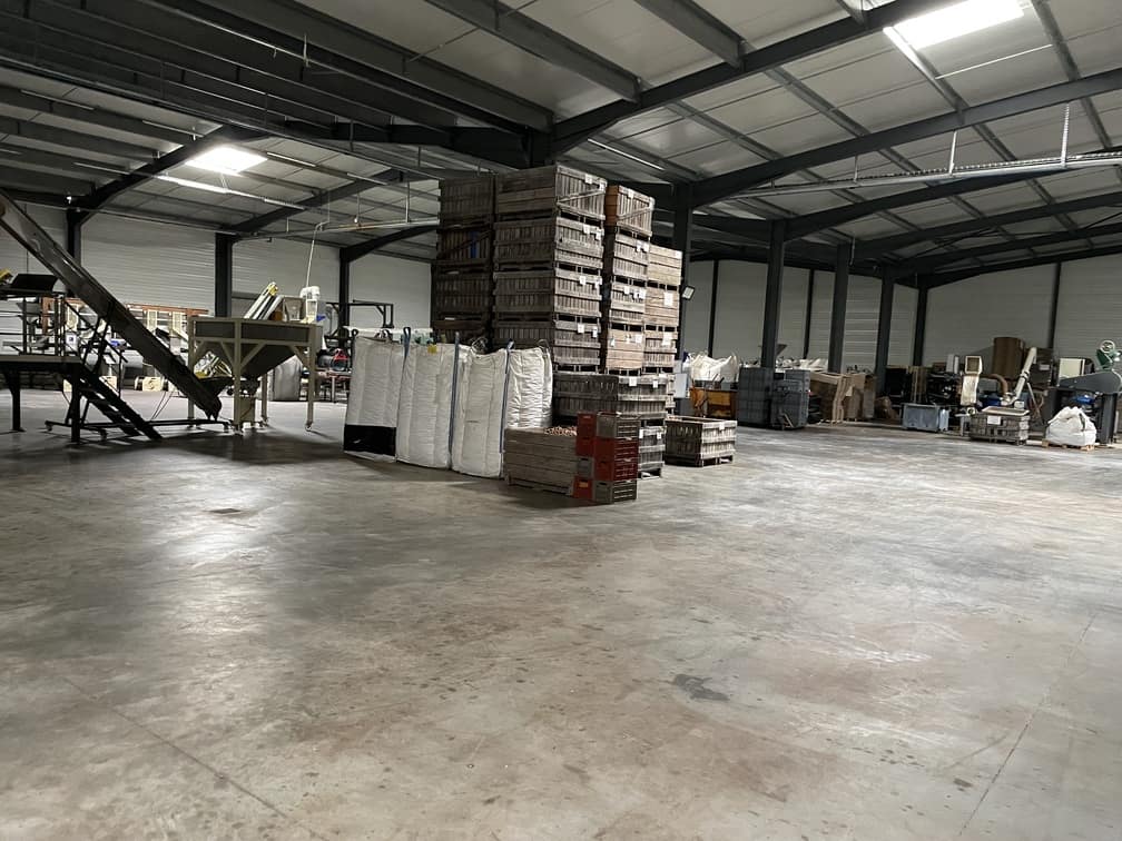 À louer ou à vendre – Local industriel de 3 500 m² à Périgueux – Dordogne (24)