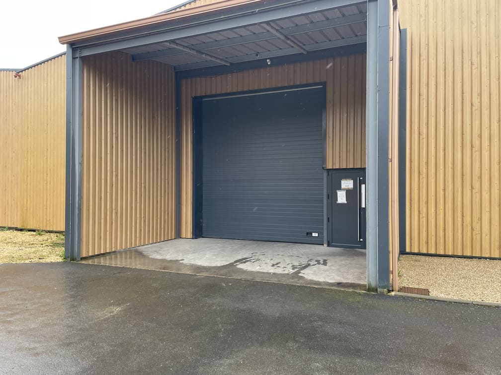 À louer ou à vendre – Local industriel de 3 500 m² à Périgueux – Dordogne (24)