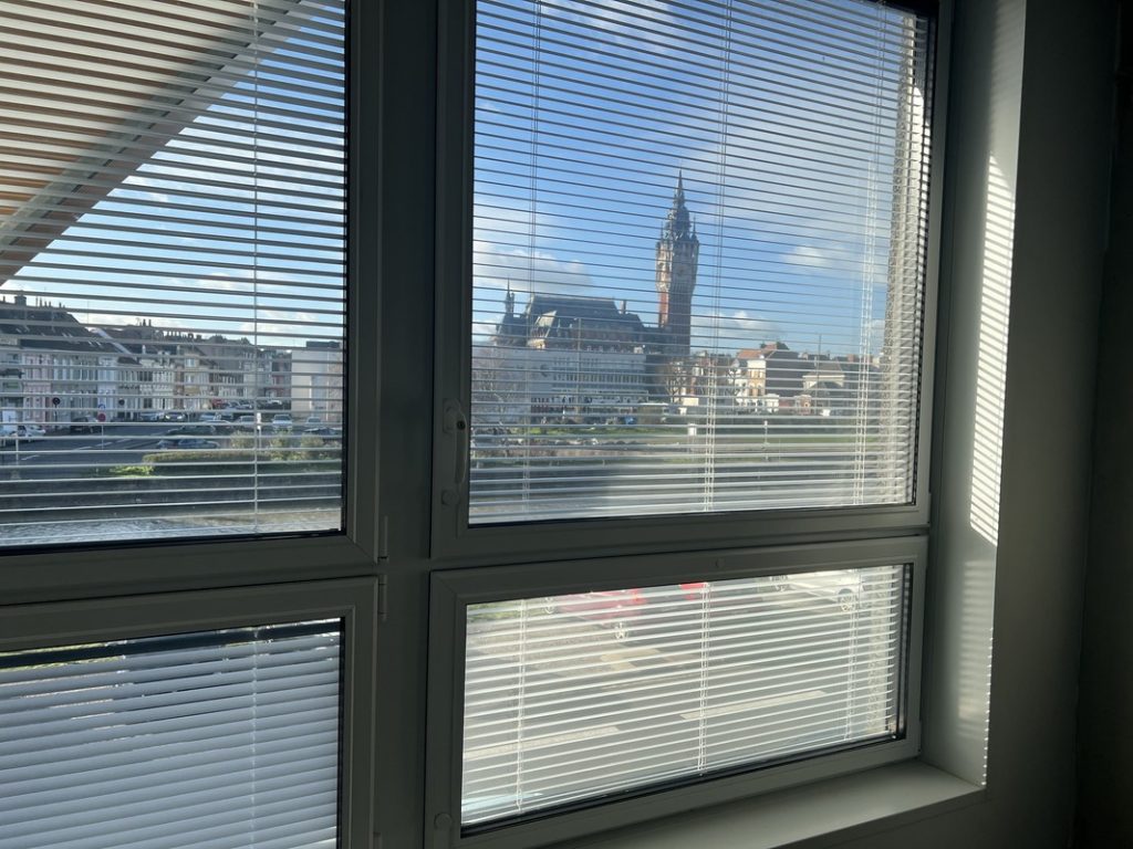 À louer ou à vendre – Plateau de bureaux de 650 m² divisible à partir de 250 m² à Calais (62)