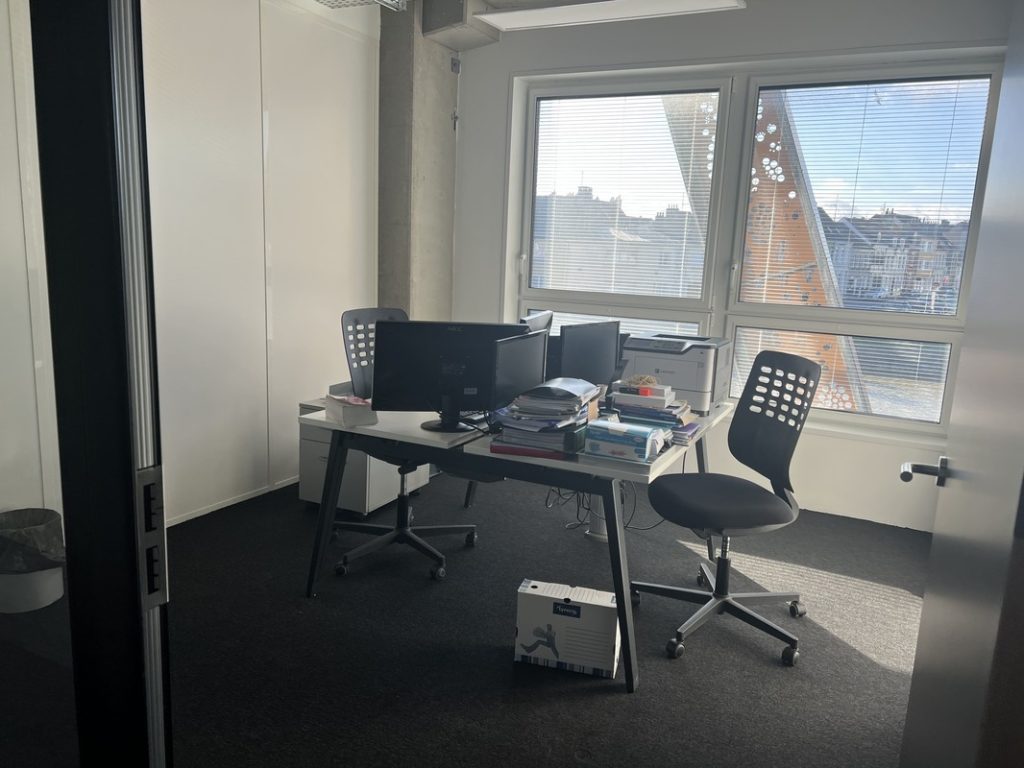 À louer ou à vendre – Plateau de bureaux de 650 m² divisible à partir de 250 m² à Calais (62)