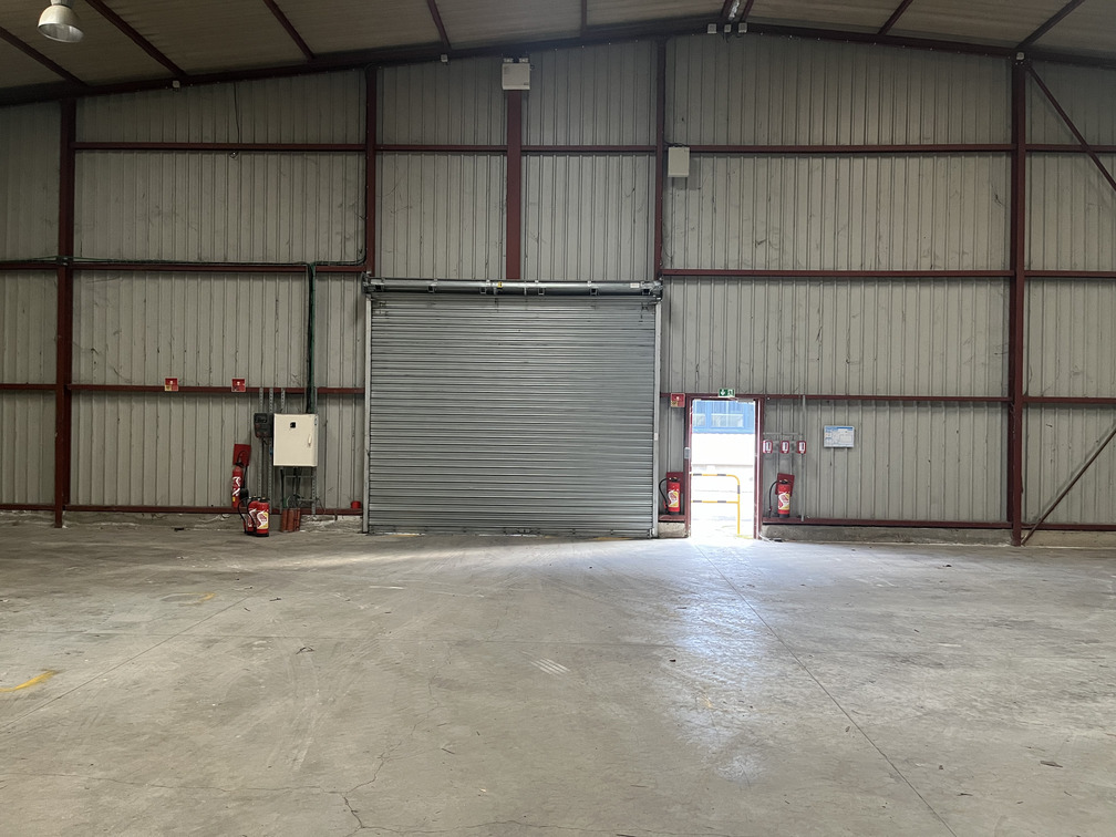 À louer – Terrain industriel de 43 000 m² divisible, avec construction d’un local sur mesure selon vos besoins près d’Auxerre (89)