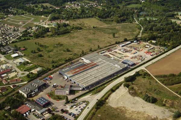 À louer – Terrain industriel de 43 000 m² divisible, avec construction d’un local sur mesure selon vos besoins près d’Auxerre (89)