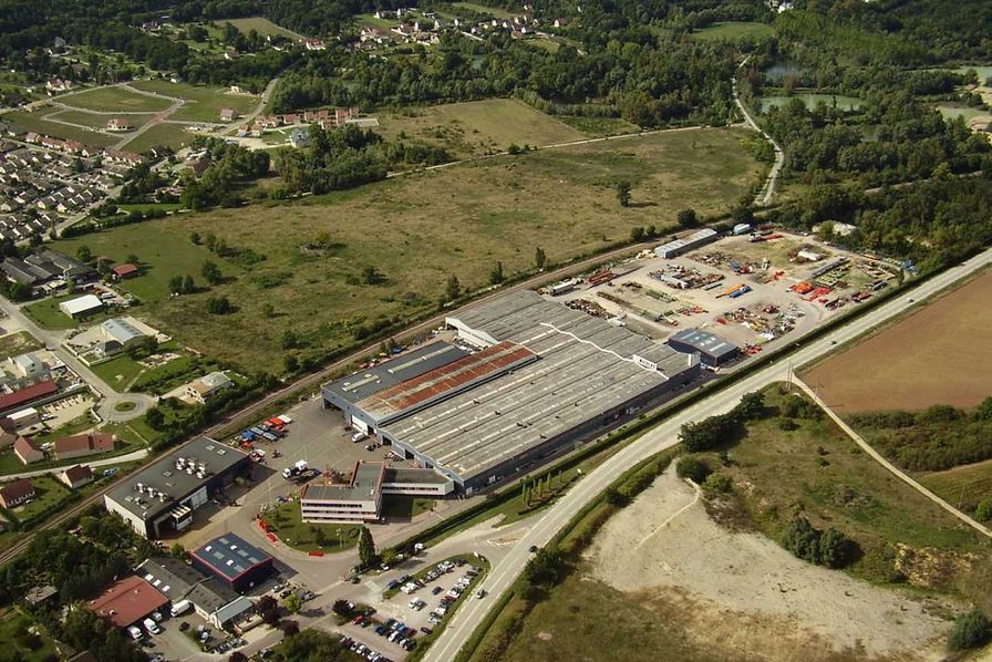 À louer – Terrain industriel de 43 000 m² divisible, avec construction d’un local sur mesure selon vos besoins près d’Auxerre (89)