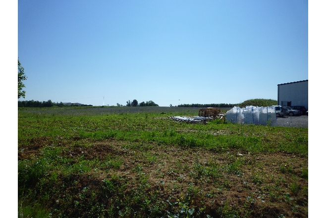 À vendre – 9,4 hectares de Terrains Industriels à proximité de Vierzon – Cher (18)