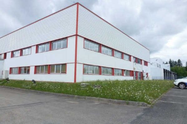 À vendre / À louer – entrepôt de 1 925 m² à Limoges