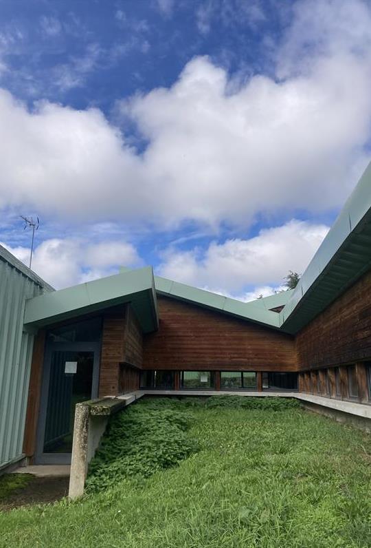 À vendre – Ancien couvent de 3 410m² à reconvertir en locaux d’activités et espaces de travail à Saint-Saulge – Nièvre (58)