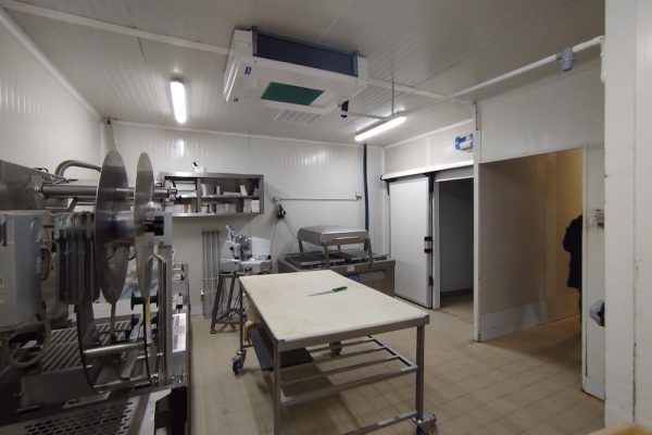 À vendre – Bâtiment agroalimentaire de 850 m² près de Foix – Ariège (09)