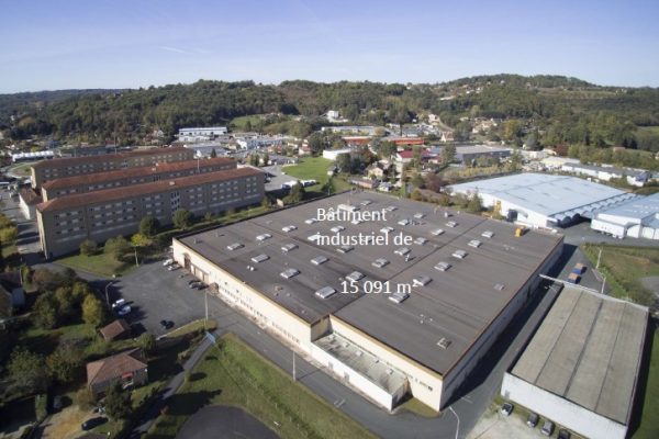 À vendre – Bâtiment industriel de 15 091 m² à Sarlat-la-Canéda – Dordogne (24)